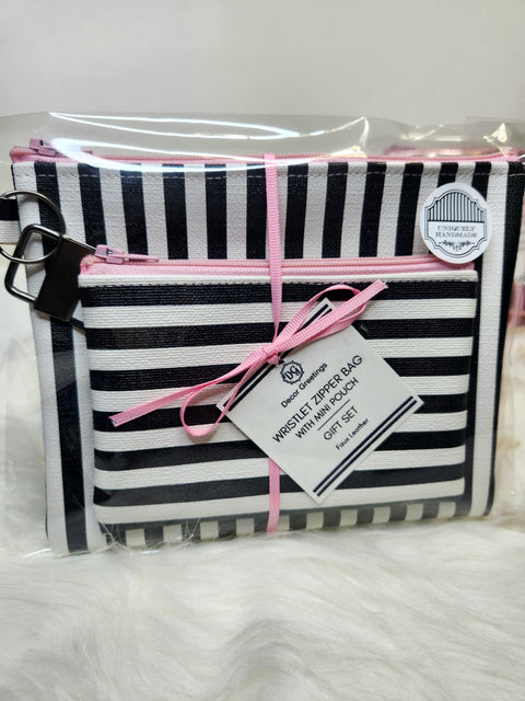 Wristlet Bag Set